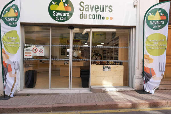Devanture Saveurs du Coin Chazelles-sur-Lyon